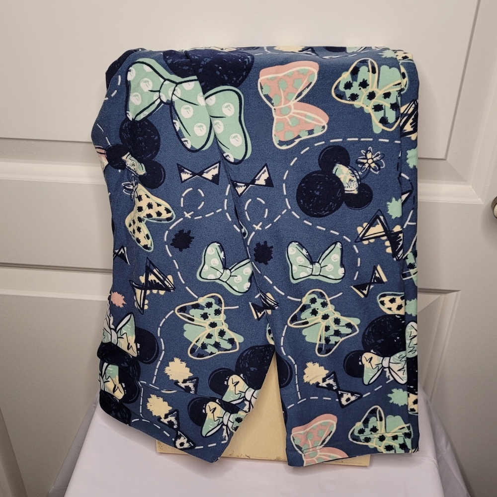 Lularoe Disney OS Leggings